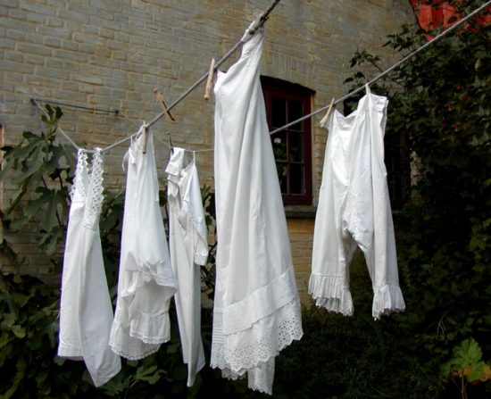 Use these 10 methods to whiten and brighten Your Laundry