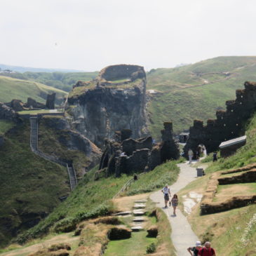 Guide to Visiting Tintagel Castle – The Legend of King Arthur