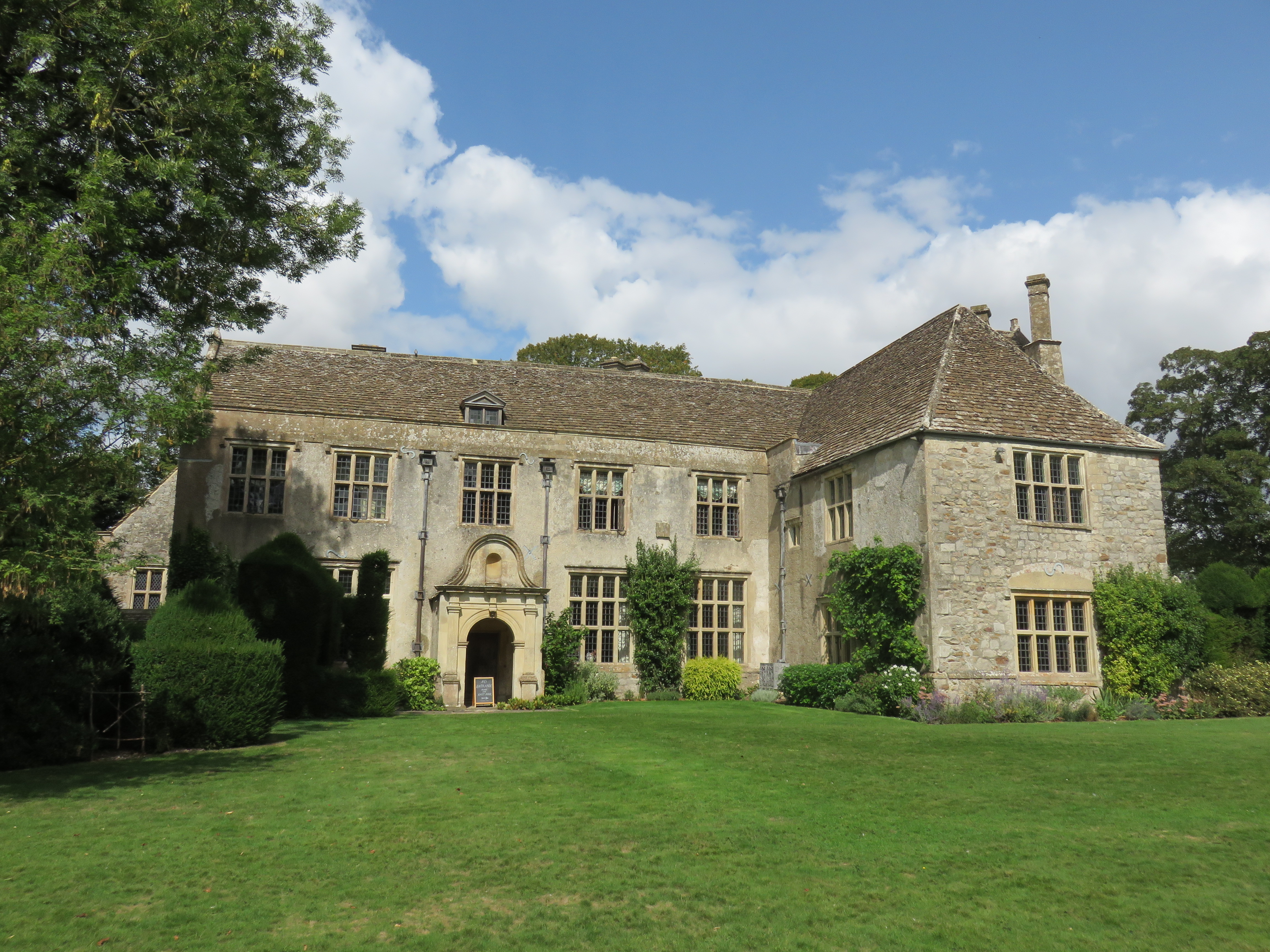 Avebury Manor House and Gardens | How Beautiful Life Is