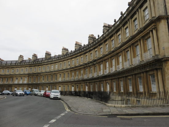The Circus. How to Spend a Day in Bath #England