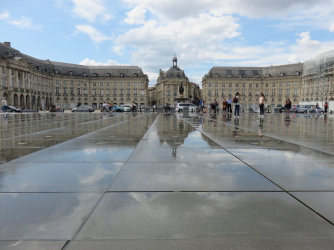 Place de la Bourse mirror effect. The ultimate guide to exploring Bordeaux France #france #francetravel #bordeaux