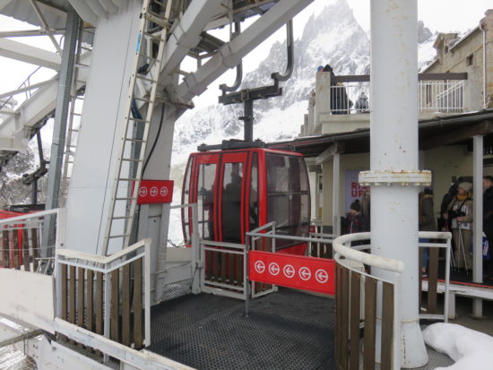 Gondola to Mer de Glace. What to See and Do in and Around Chamonix French Alps – Other Than Skiing #winterholiday #france