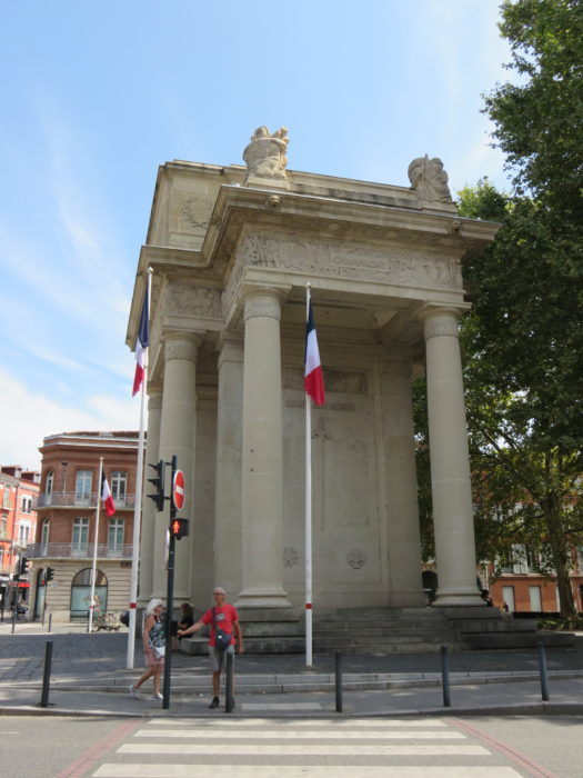 Monument aux Morts. What to see and do in Toulouse France #france #francetravel #toulouse