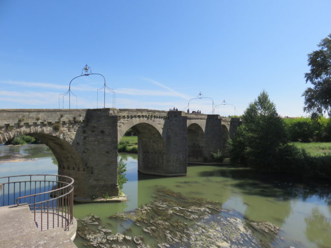 Pont Vieux bridge. Day Trip to Carcassonne Medieval Citadel and Castle #france #francetravel #carcassonne