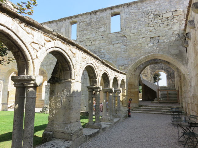 The Cordeliers’ Cloister at Les Cordeliers. A Detailed Guide on How to Spend a Day in Saint-Émilion France #france #francetravel