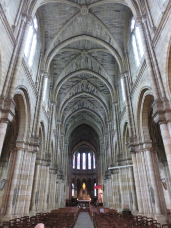 Église Notre-Dame de Bergerac. Exploring the historic French town of Bergerac #france #francetravel