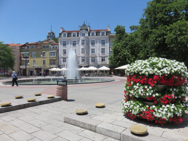 Pedestrian shopping street. How to spend an afternoon in Plovdiv Bulgaria #plovdiv #bulgaria