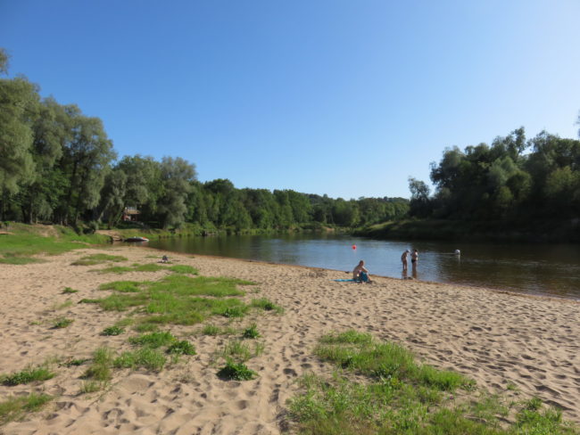 Swimming in the Gauja river. What to see and do in Sigulda, Gauja Valley #Latvia