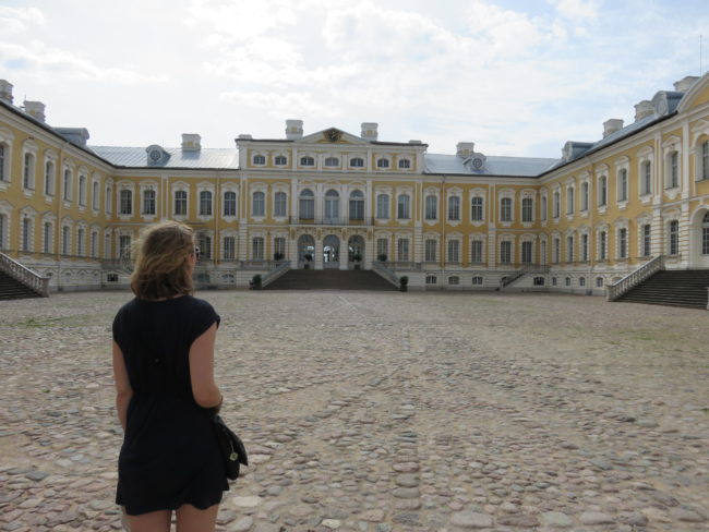 Rundale Palace. A guide to visiting Bauska Castle and Rundale Palace in #latvia