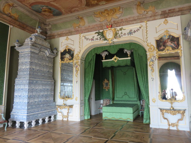 Rundale Palace rooms. A guide to visiting Bauska Castle and Rundale Palace in #latvia