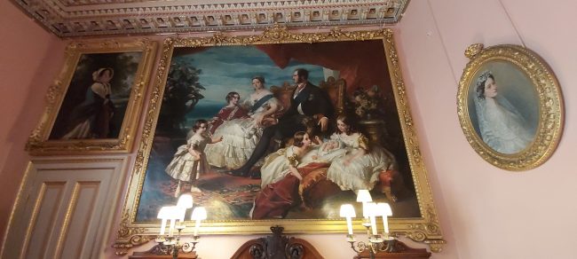 Portrait of Queen Victoria and family, Osbourne House. What to see and do in the Isle of Wight