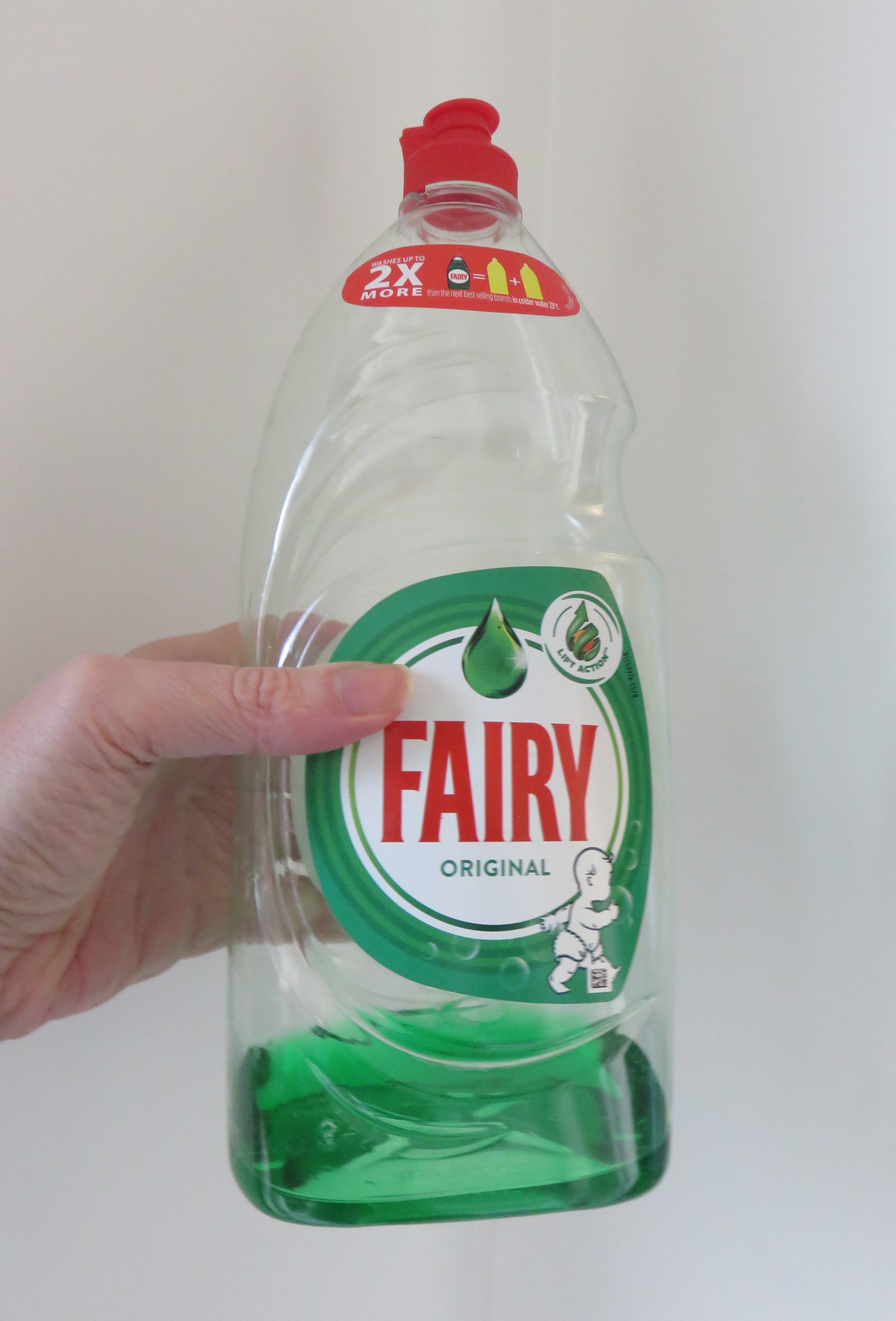 Removing sweat and deodorant stains from wool